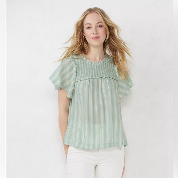 LC Lauren Conrad Tops - Women's LC Lauren Conrad Smock-Yoke Flutter Sleeve Swing Top